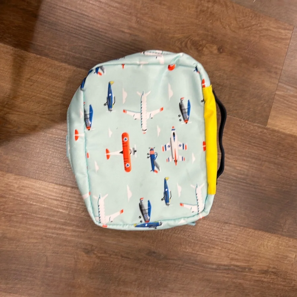 STATE Kids Airplane Toiletry hanging bag